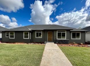 1403 NW Troost St, Roseburg, OR 97471