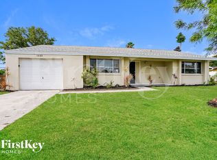 1428 SE 30th Ter, Cape Coral, FL 33904
