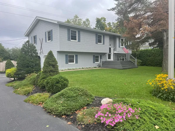 51 Cogan Ave, Plattsburgh, NY 12901