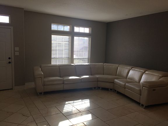 4th image of 21402 La Pena Dr