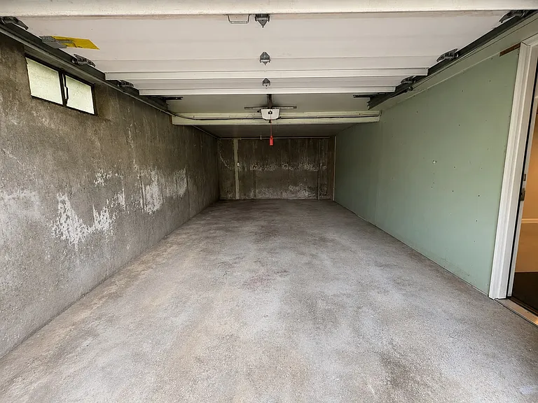 381 Colonial St — Photo 16