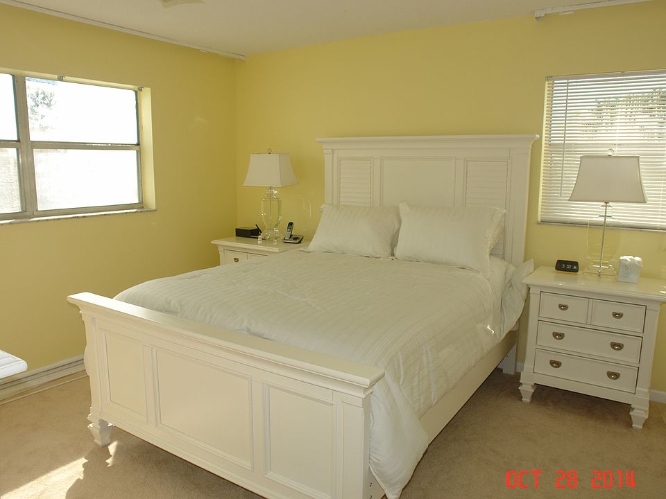 2nd image of 2741 N Pine Island Rd APT 112