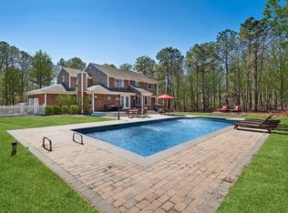158 Malloy Dr, East Quogue, NY 11942