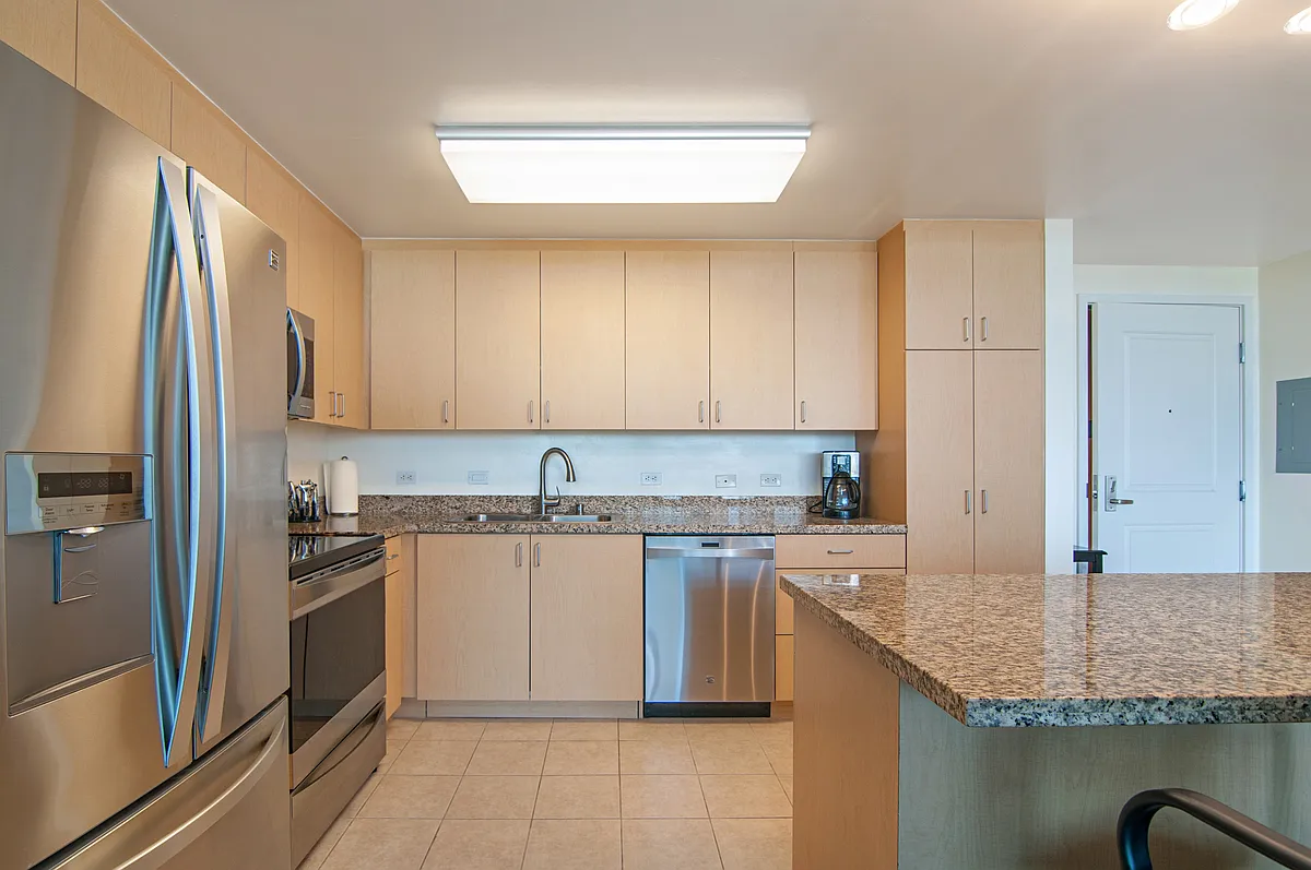 1 bed, 854 sqft, $4,000 — Photo 3