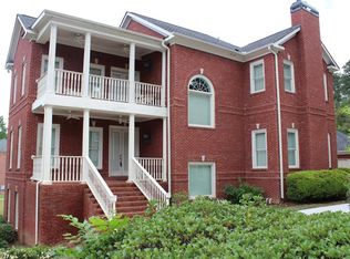 2555 Governors Walk Blvd, Snellville, GA 30078