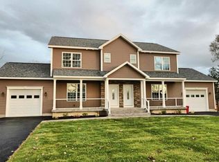 16 A Kellogg Rd, Stillwater, NY 12118