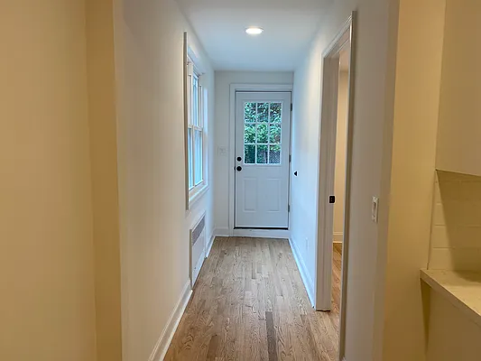 Rented by Compass | media 10