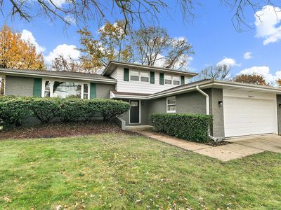 18W135 Belair Ct, Darien, IL, 60561
