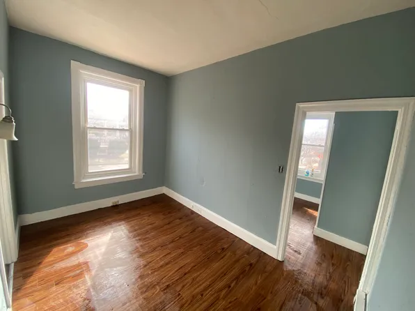 237 E Wood St APT 2, Norristown, PA 19401