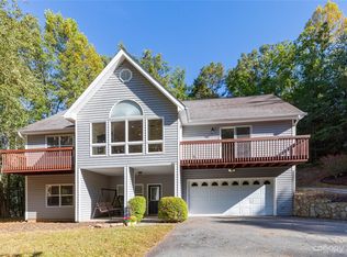 86 Red Maple Dr, Weaverville, NC 28787