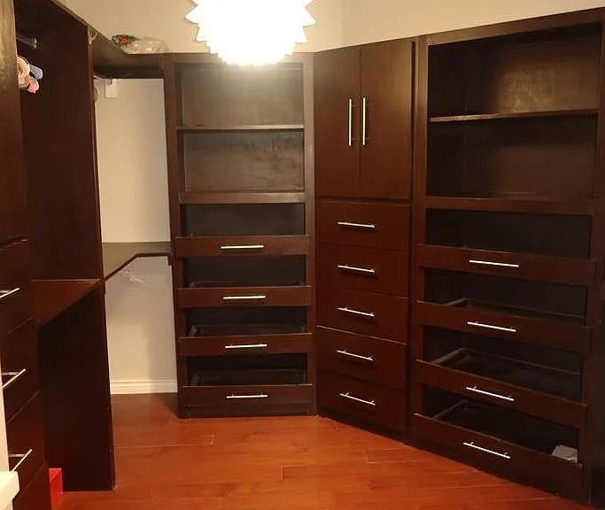 4500 Carmen Ave — Photo 11