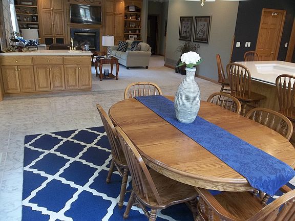 5th image of 403 Woodland Way