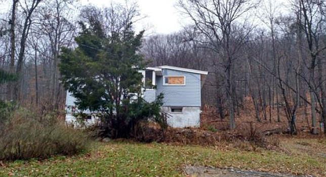 1st image of 919 Plymouth Lake Dr E