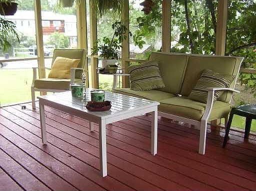 delighful screened porch