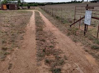 220 Jacoby Ln, Hext, TX 76848