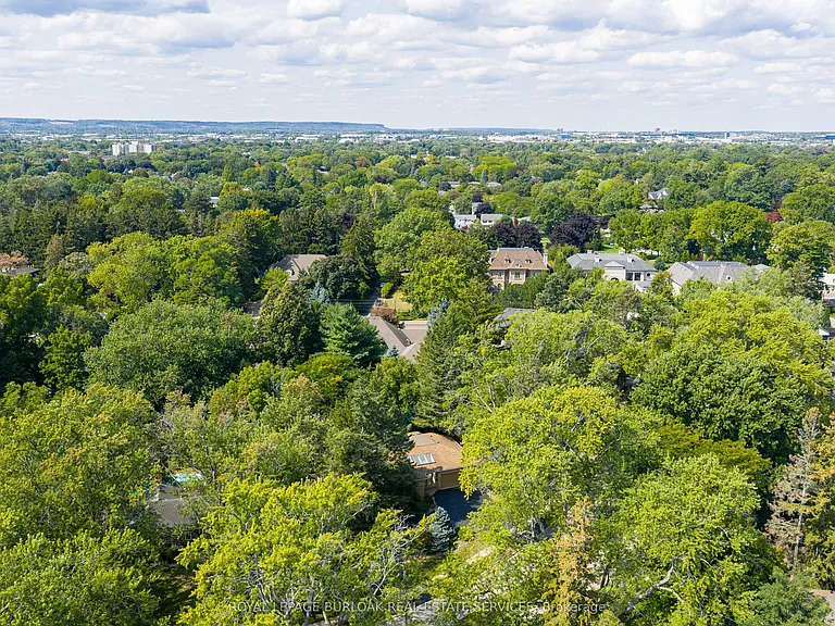 4189 Inglewood Dr — Photo 44