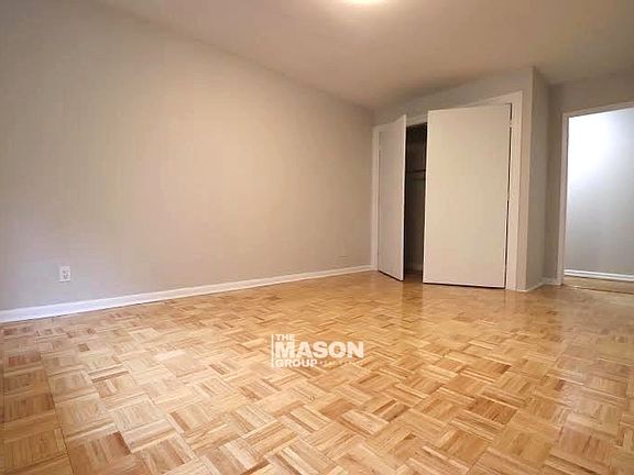 4th image of 337 W 43rd St #1AA