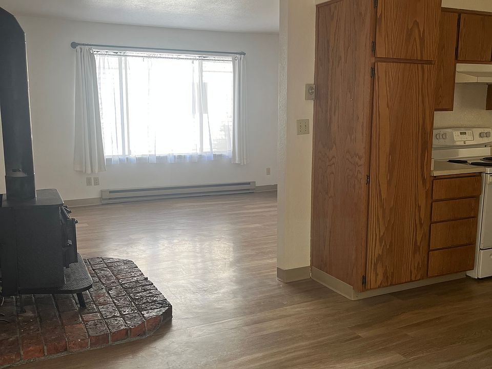 1st image of 841 Kenneth St #841