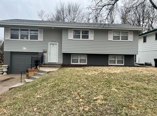 2916 S 137th St, Omaha, NE 68144