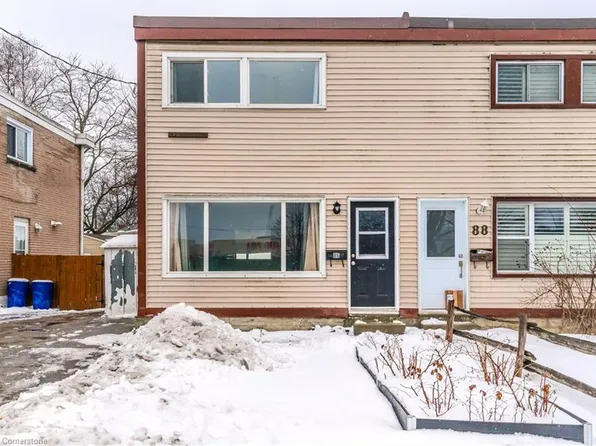 86 Dundas St N, Cambridge, ON N1R 5N7