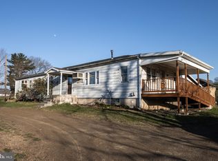 982 Long Run Rd, Pine Grove, PA 17963