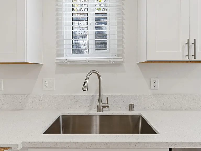 3122 Rockview Place — Photo 8