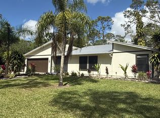 5531 Teak Wood Dr, Naples, FL 34119