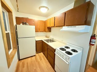 115 2nd St W #8, Chinook, MT 59523