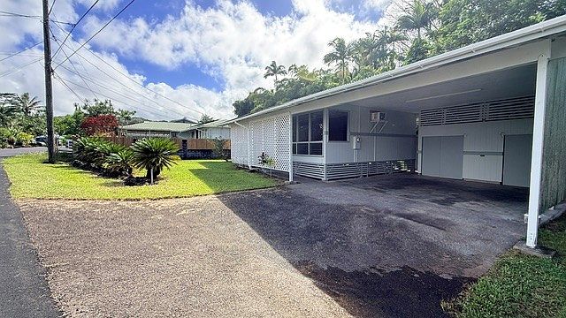 1st image of 105 Lahaina St