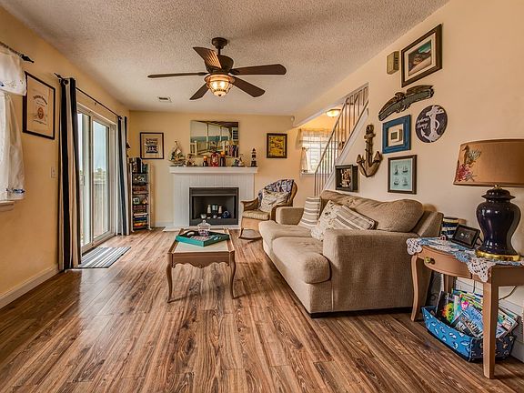 3rd image of 12624 Forest Dr