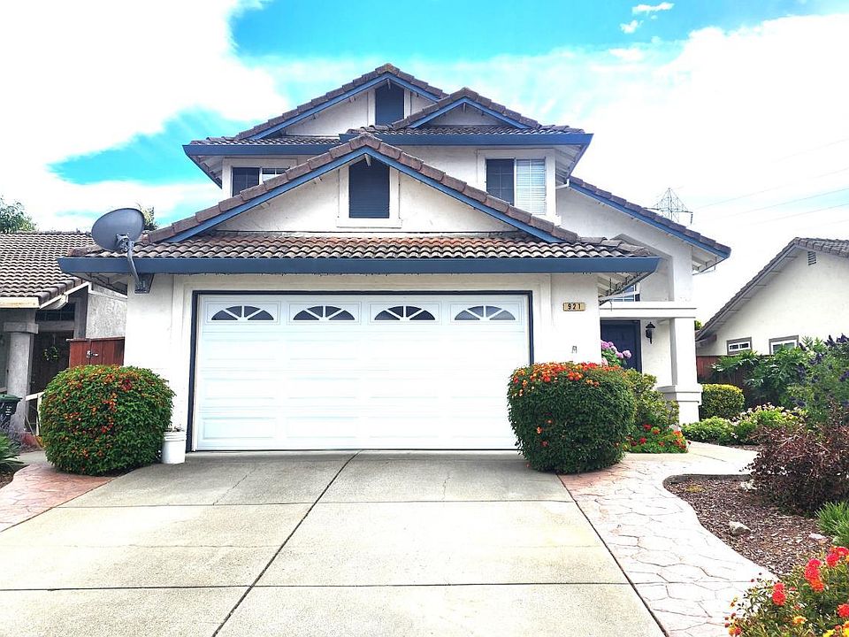 1st image of 921 Marietta Court
