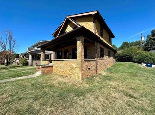1421 Maxwell St, Ashland, KY 41102
