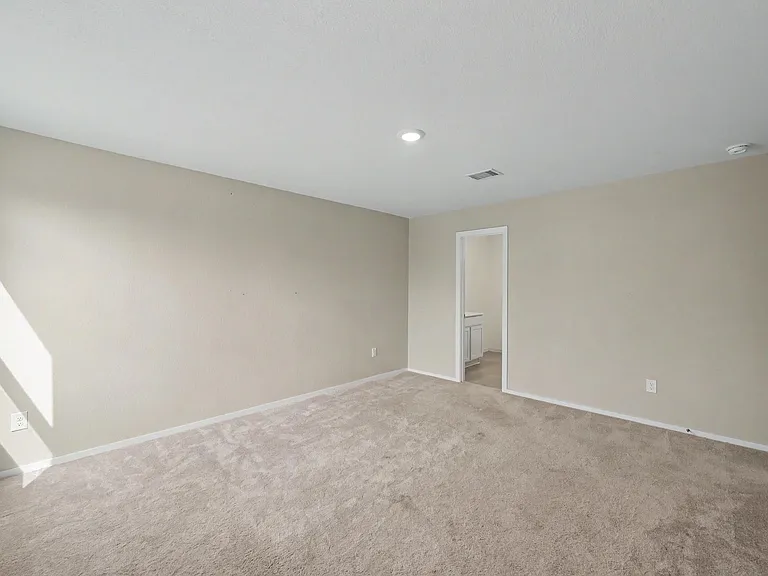 21154 Vercelli St — Photo 11
