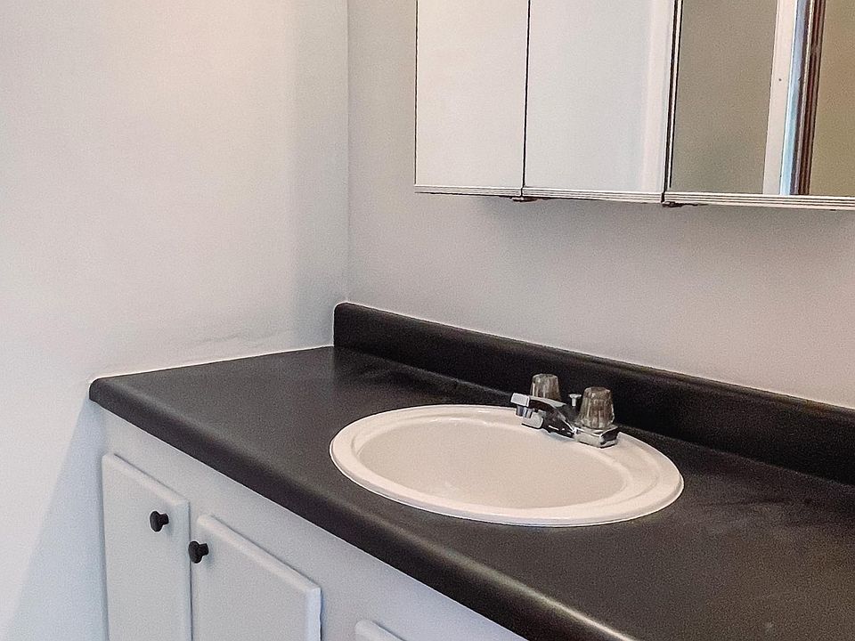 1st image of 7550 122nd Ave NE #A
