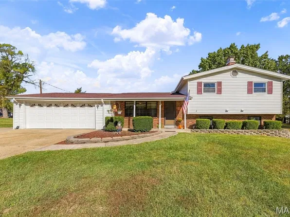 9 Pedrotti Ln, O'Fallon, MO 63366