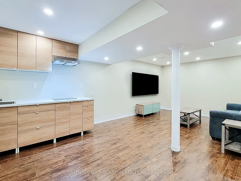 320 Leiterman Dr #LOWER — Photo 2