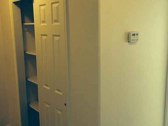 2nd image of 1265 W Bridalwood Loop