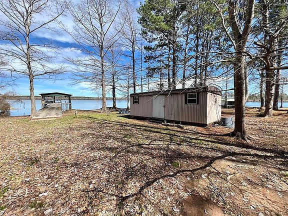 5th image of 68 N Shoreside Dr