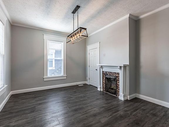 2nd image of 406 Hill Ave