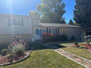 831 Winchester Dr, Fort Collins, CO 80526
