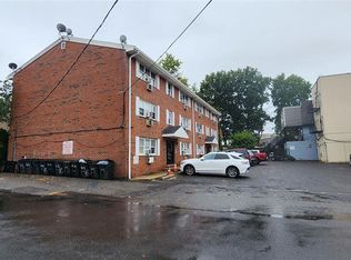 6 Alliotts Pl, Palisades Park, NJ 07650