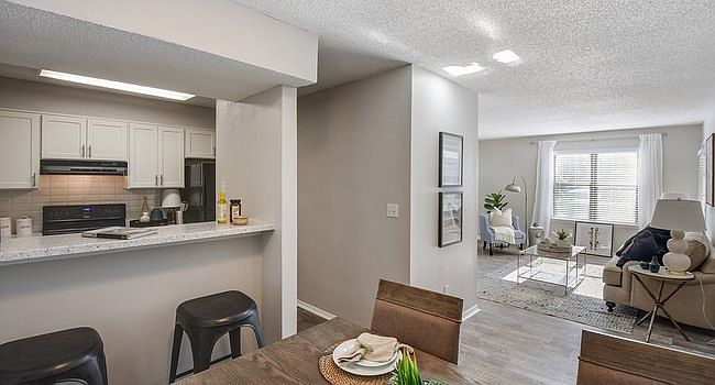 1st image of 376 Broadway #6R