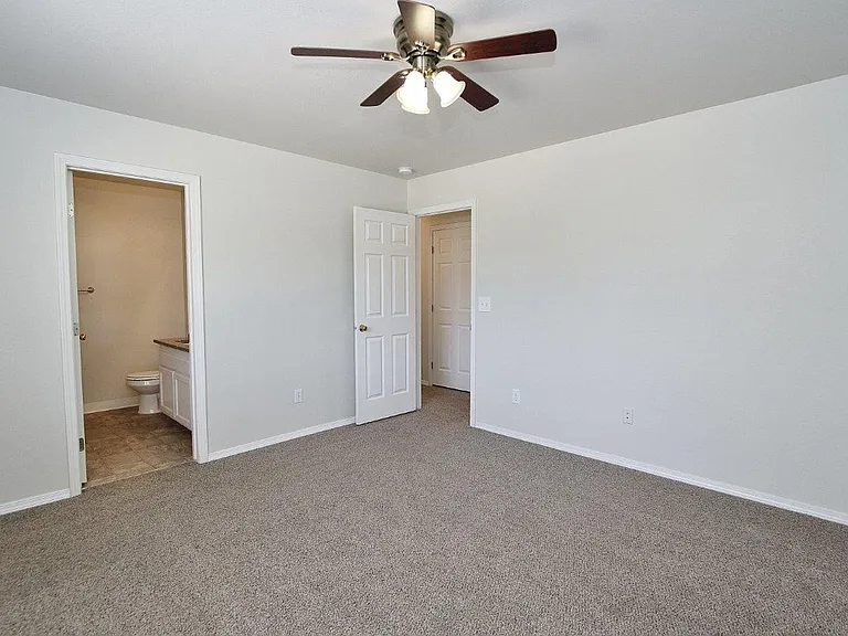 1938 E Birchwood Dr — Photo 14