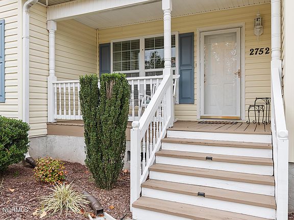 5th image of 2752 Kelsey Lane SW
