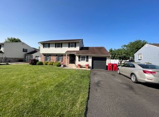 322 Bloomfield Ave, Warminster, PA 18974