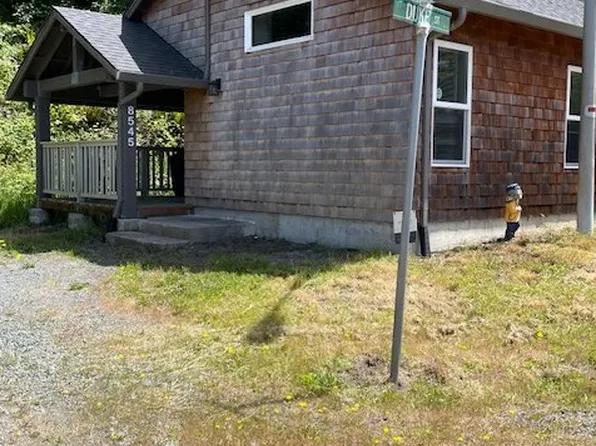 8545 Song St, Rockaway Beach, OR 97136