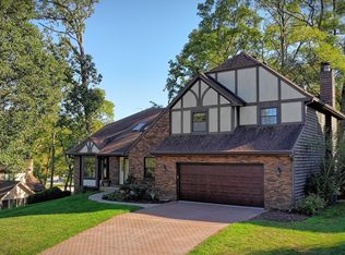 512 Camden Ct, Valparaiso, IN 46385