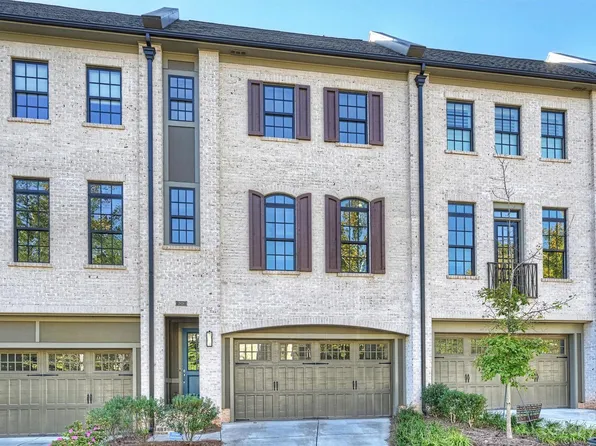 2828 Hillside Springs Dr, Charlotte, NC 28209