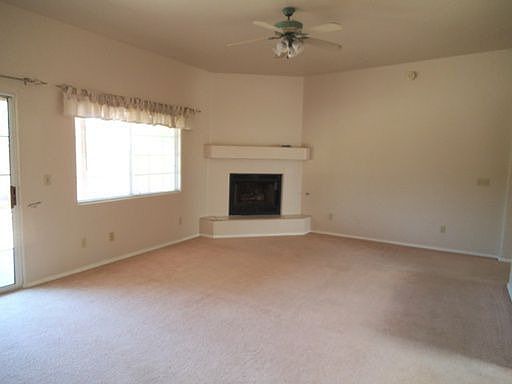 4th image of 781 W Lost Creek Pl