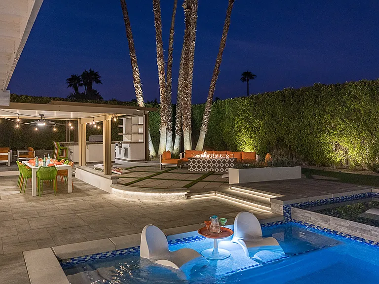 920 N Cerritos Dr — Photo 44